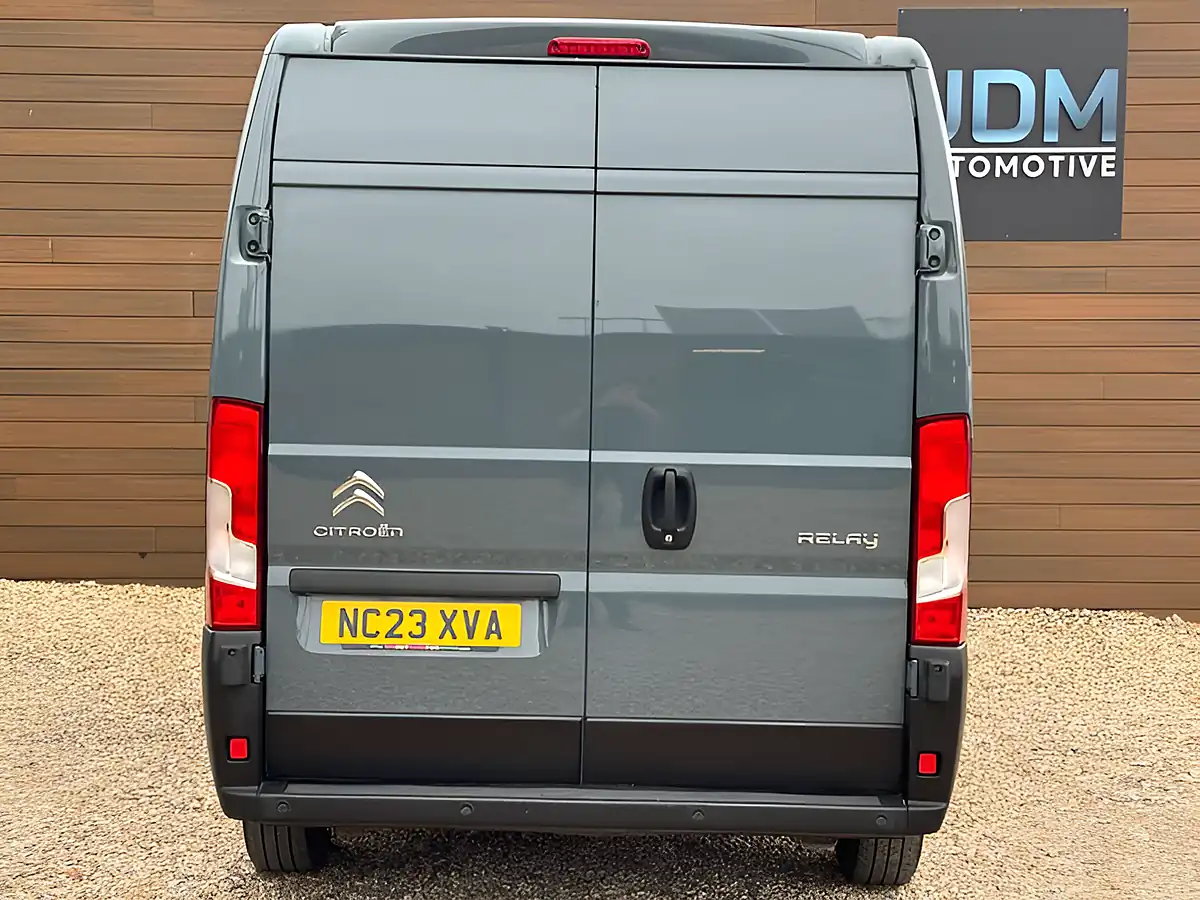 Used 2023 Citroen Relay Enterprise Edition Thunder Grey - Interior and Exterior details 4