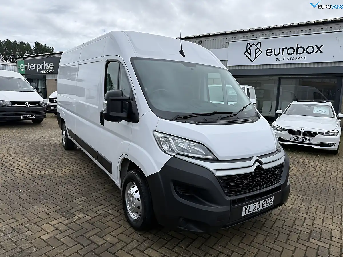 Used 2023 Citroen Relay Enterprise Edition White - Front View