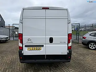 Used 2023 Citroen Relay Enterprise Edition White - Interior and Exterior details 3