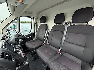 Used 2023 Citroen Relay Enterprise Edition White - Interior and Exterior details 9