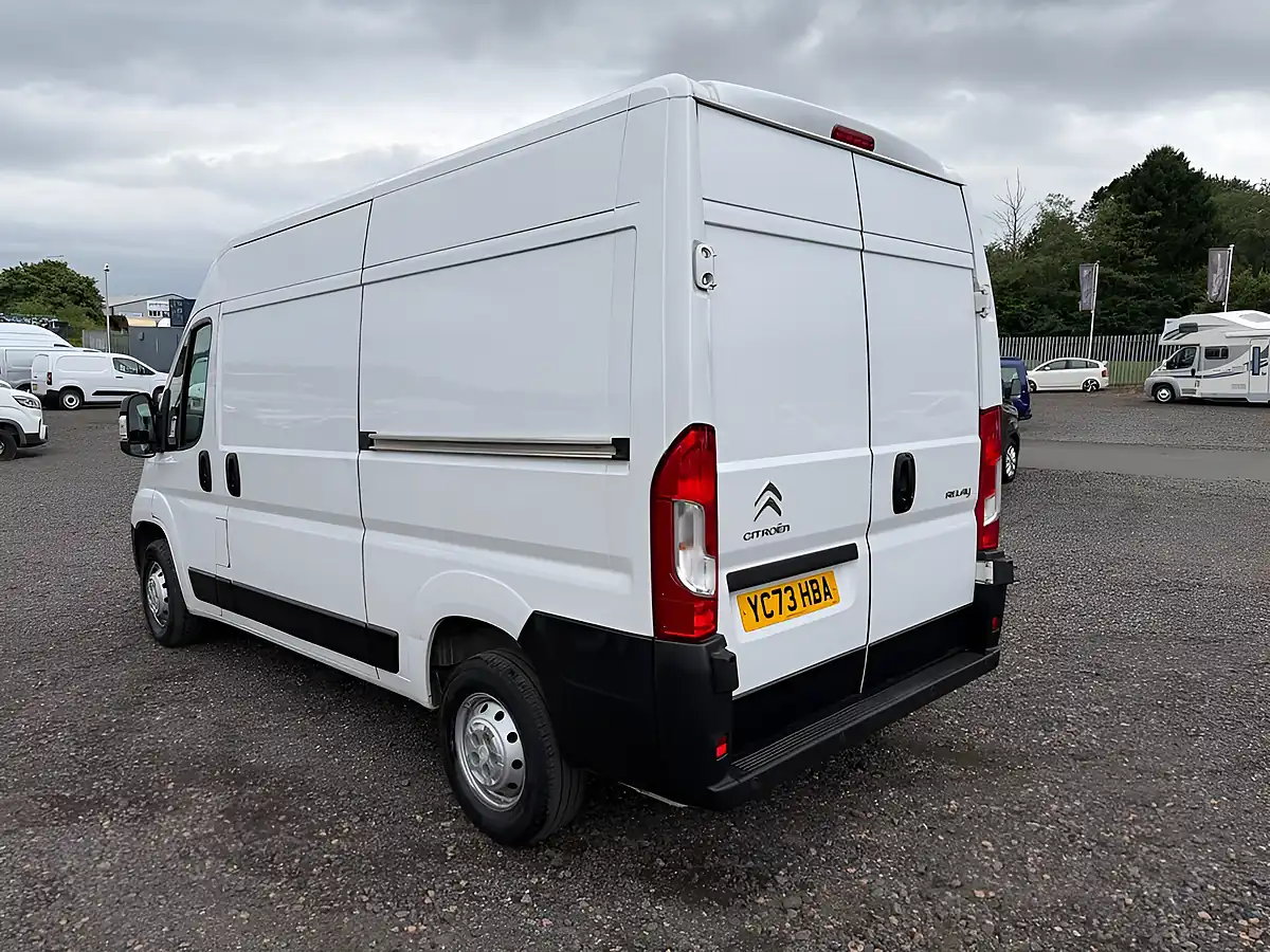 Used 2023 Citroen Relay Enterprise Edition White - Interior and Exterior details 5