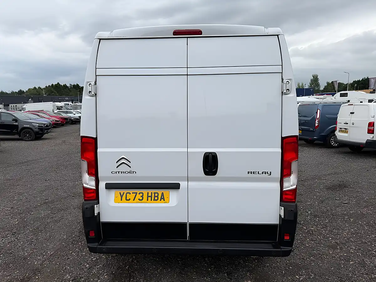 Used 2023 Citroen Relay Enterprise Edition White - Interior and Exterior details 6