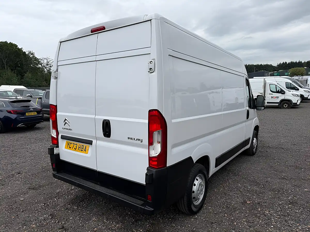 Used 2023 Citroen Relay Enterprise Edition White - Interior and Exterior details 7