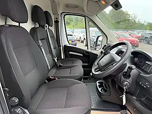 Used 2023 Citroen Relay Enterprise Edition White - Interior and Exterior details 9