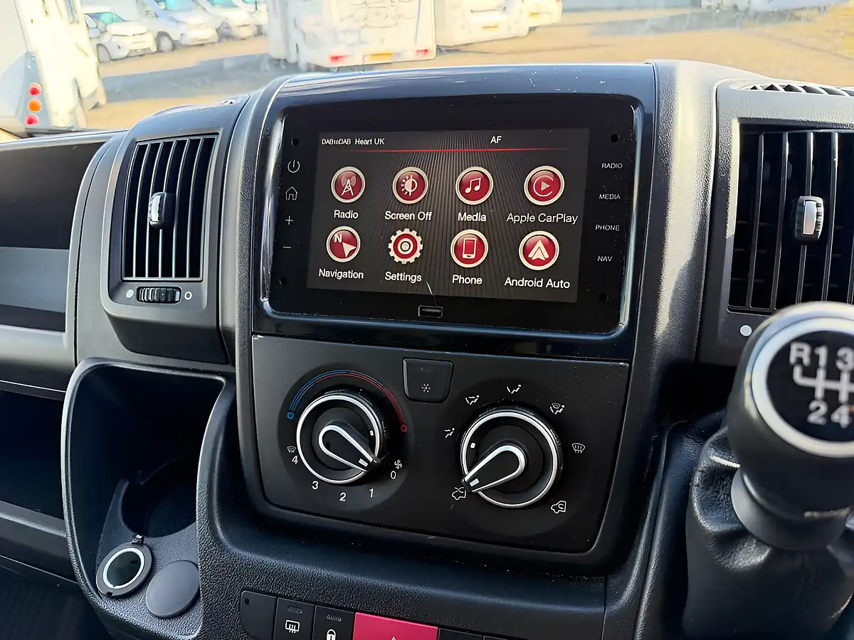 Used 2023 Citroen Relay Enterprise Edition White - Interior and Exterior details 10