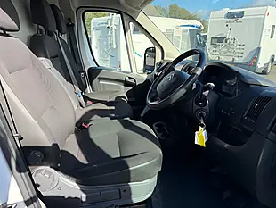 Used 2023 Citroen Relay Enterprise Edition White - Interior and Exterior details 9