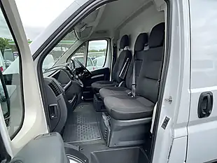 Used 2023 Citroen Relay Enterprise L3H2 White - Interior and Exterior details 10