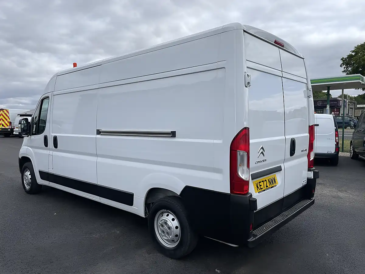 Used 2023 Citroen Relay Enterprise L3H2 White - Interior and Exterior details 4