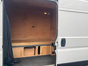 Used 2023 Citroen Relay Enterprise White - Interior and Exterior details 10
