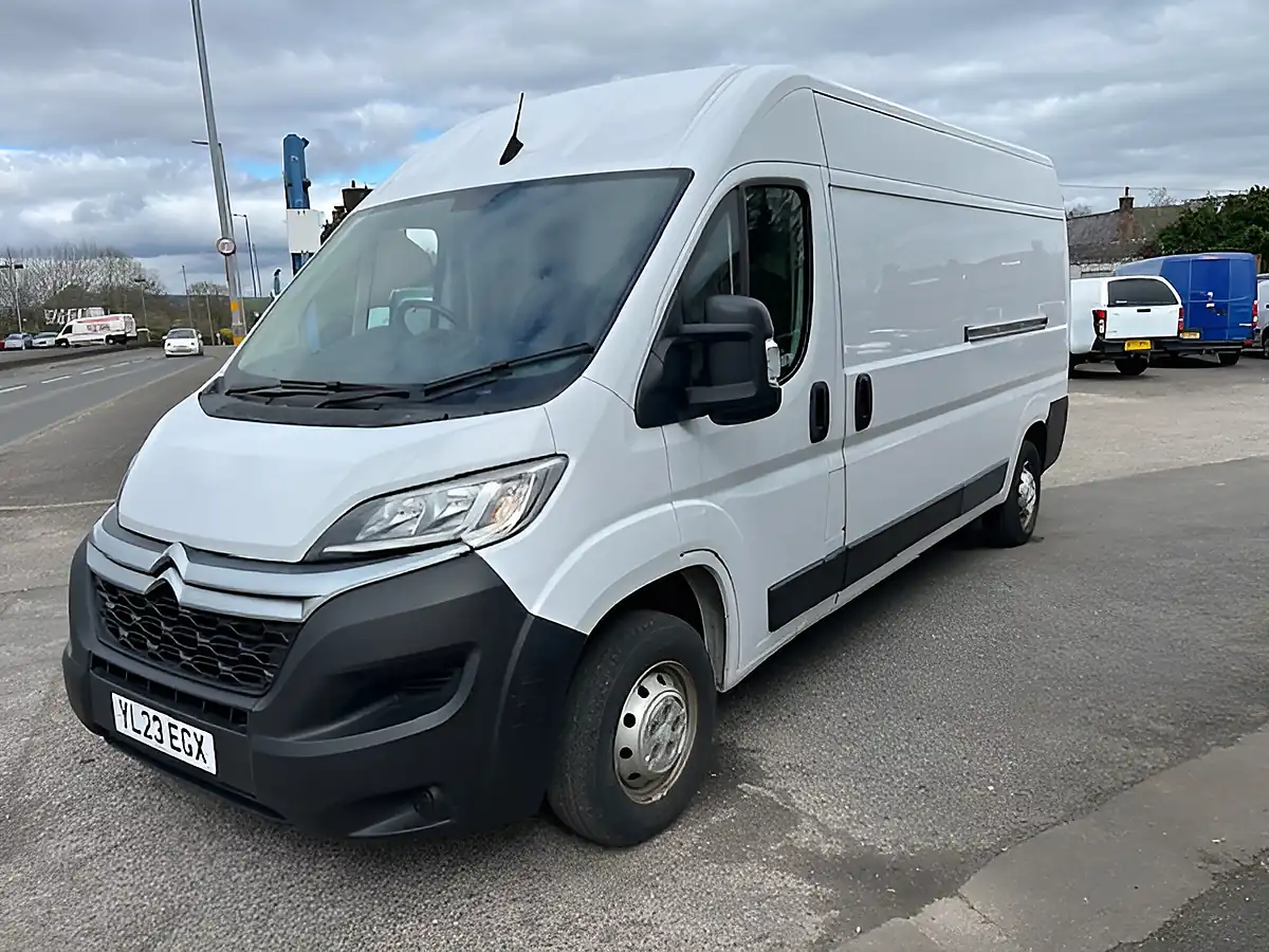 Used 2023 Citroen Relay LM35 Enterprise Lwb White - Front View