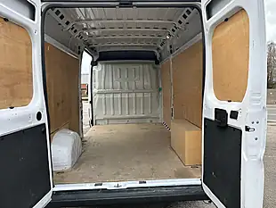 Used 2023 Citroen Relay LM35 Enterprise Lwb White - Interior and Exterior details 5