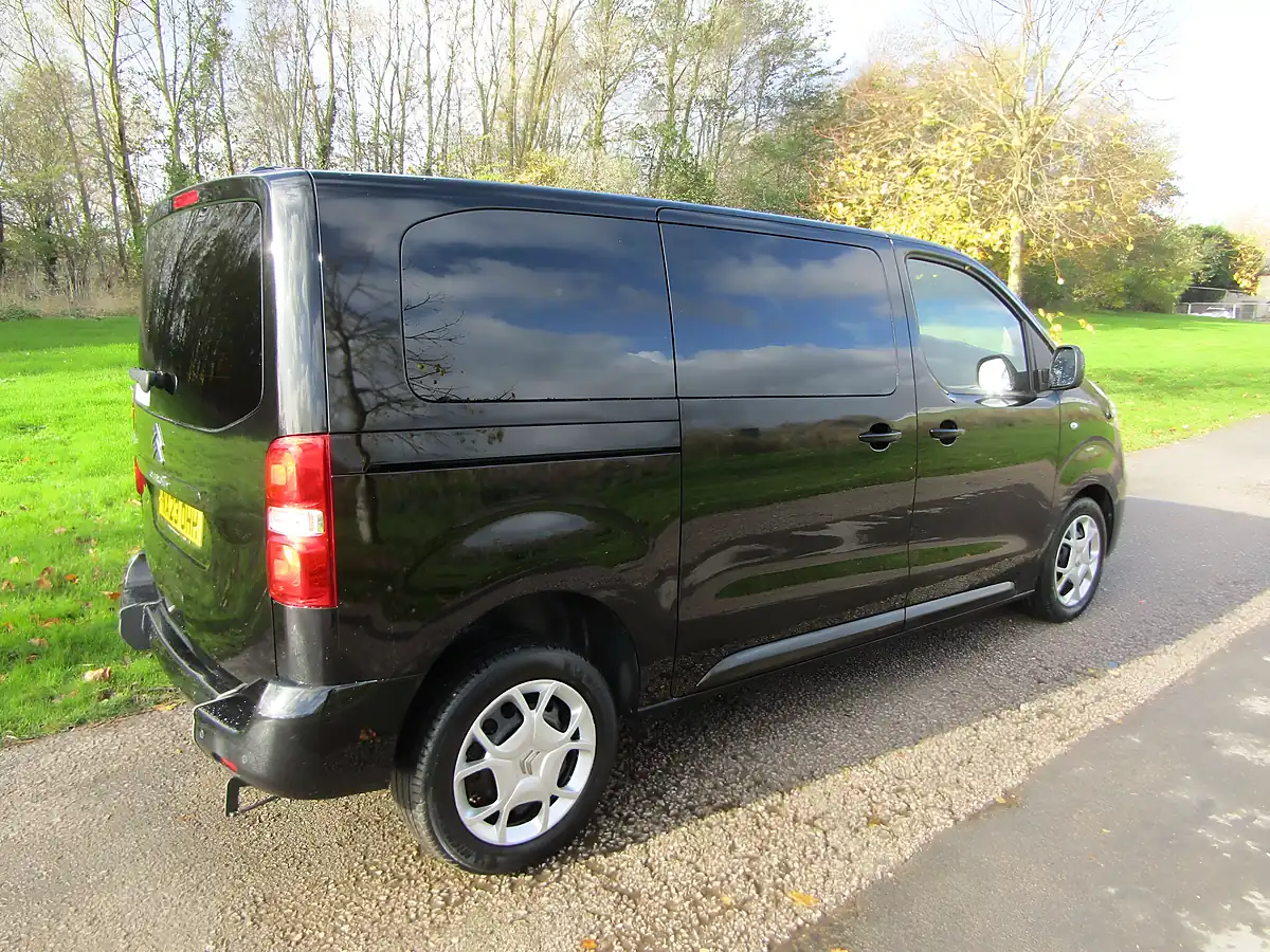 Used 2023 Citroen Space Tourer Business Black - Interior and Exterior details 5