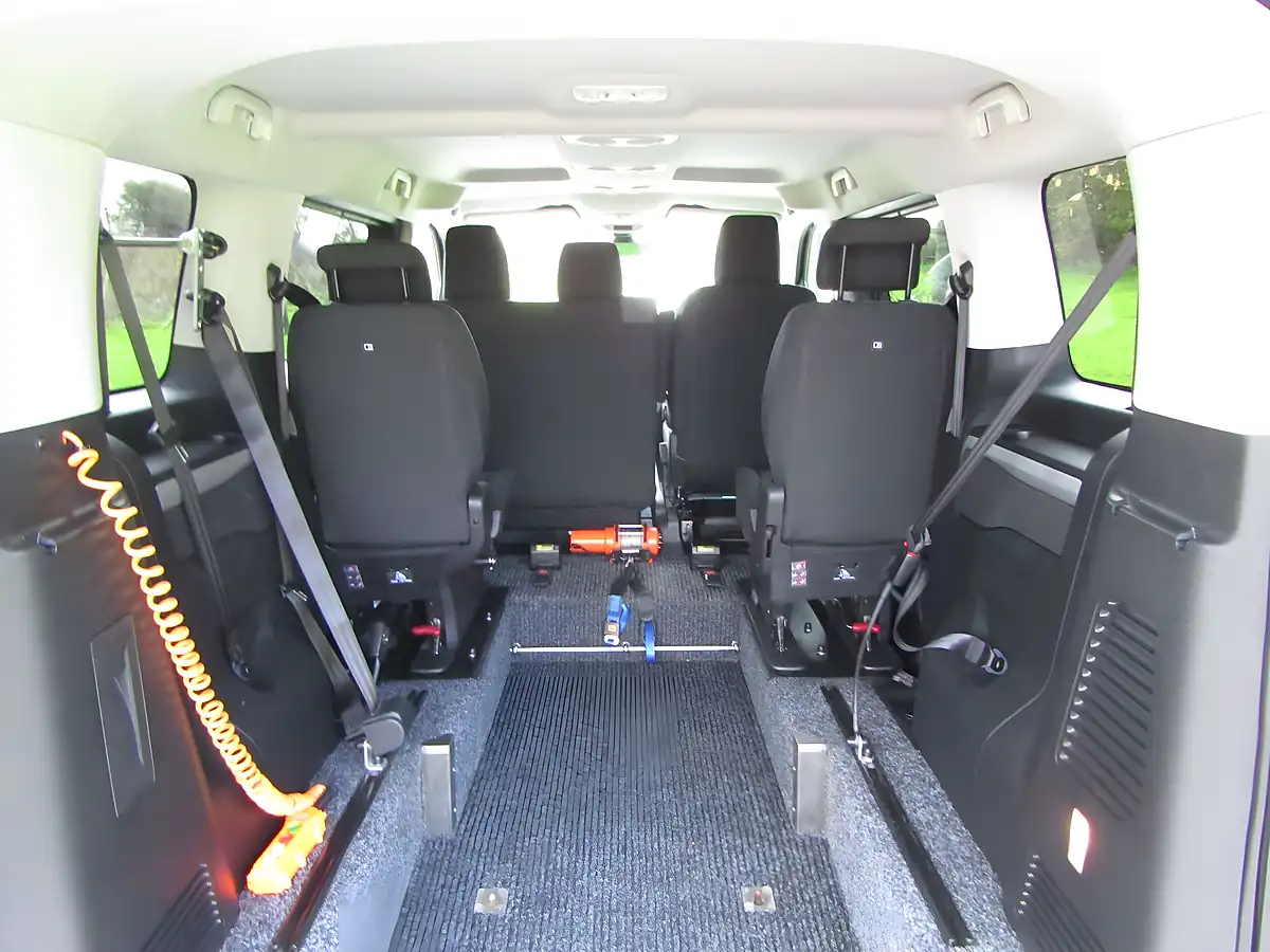 Used 2023 Citroen Space Tourer Business Black - Interior and Exterior details 6