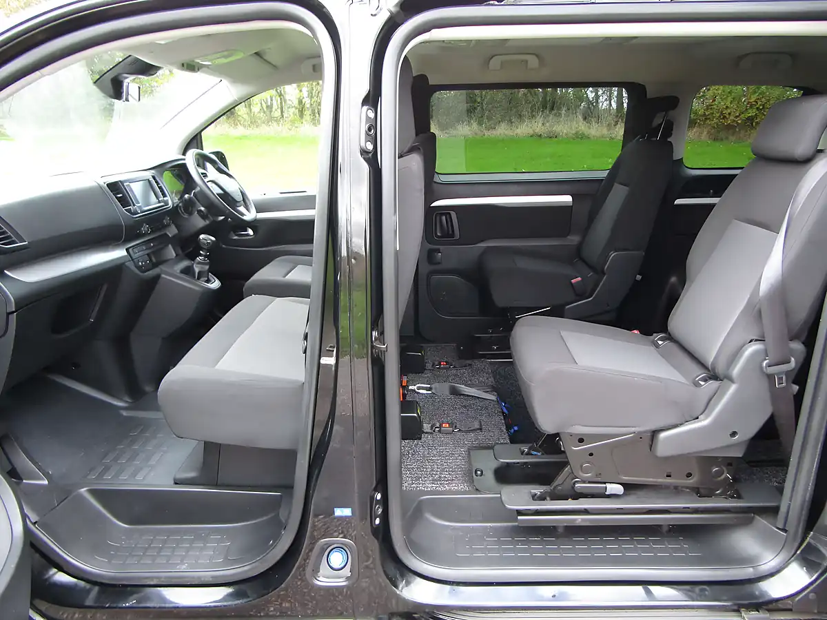 Used 2023 Citroen Space Tourer Business Black - Interior and Exterior details 8