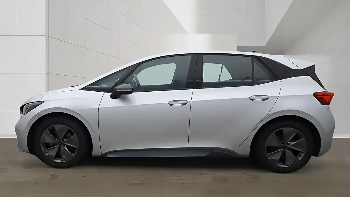 Used 2023 Cupra Born V1 Silver - Interior and Exterior details 10