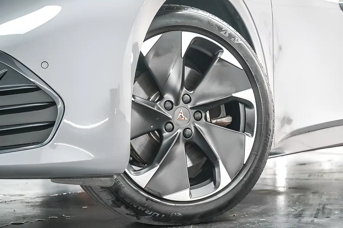 Used 2023 Cupra Born V2 Vapor Grey - Interior and Exterior details 2