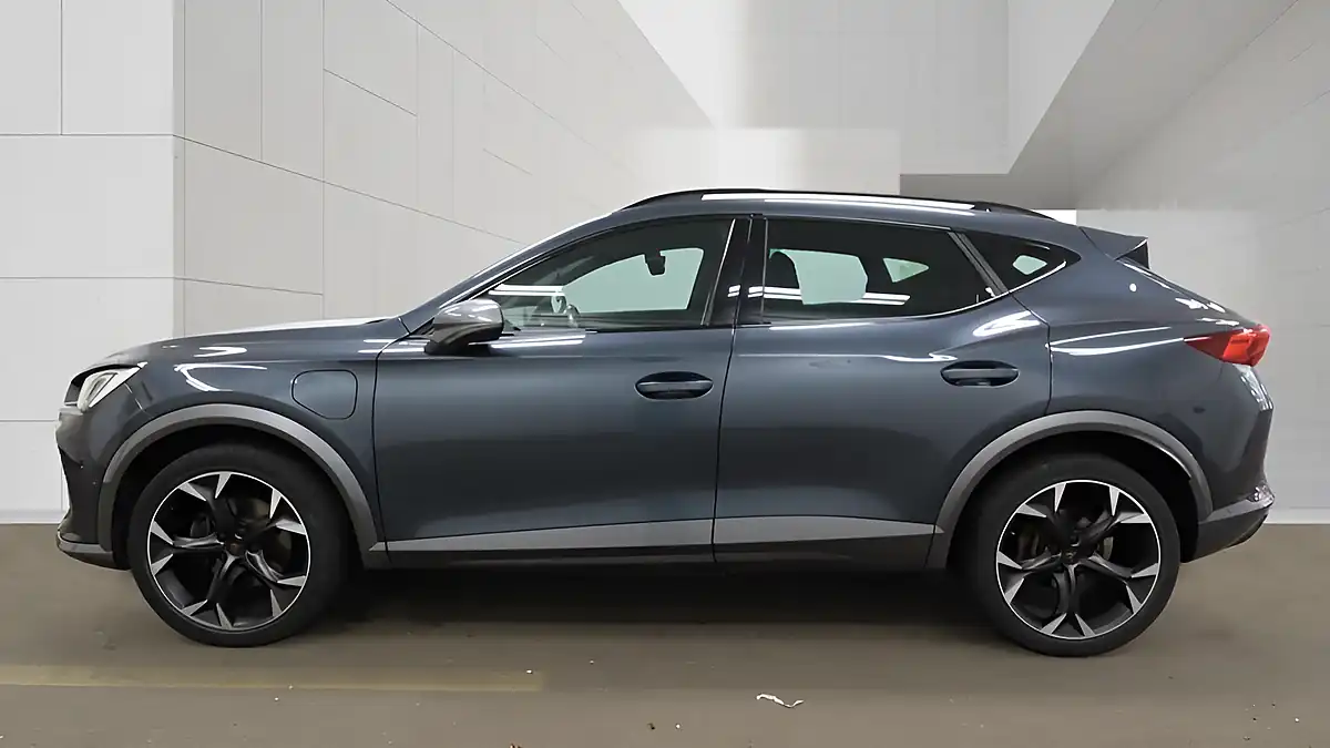 Used 2023 Cupra Formentor V2 Grey - Interior and Exterior details 11