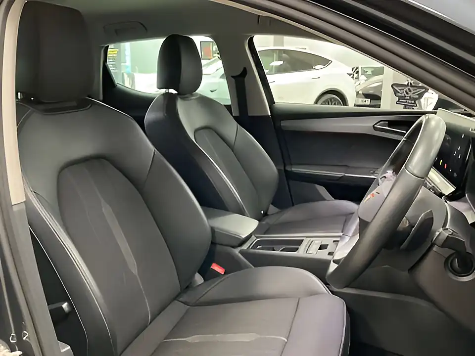 Used 2023 Cupra Leon V1 Grey - Interior and Exterior details 16