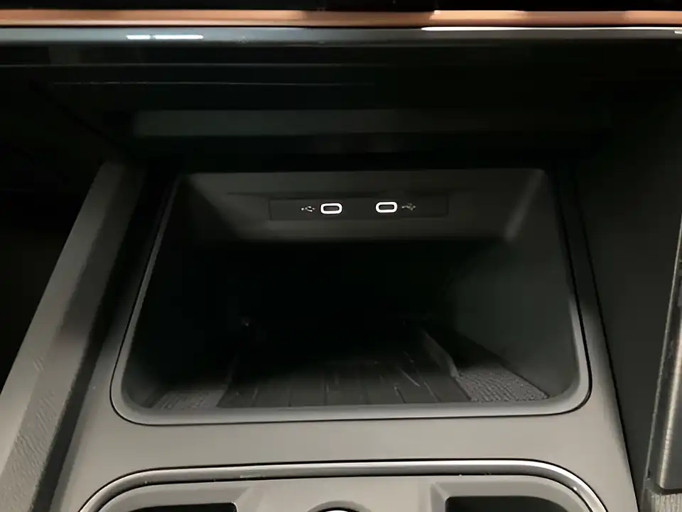 Used 2023 Cupra Leon V1 Grey - Interior and Exterior details 18