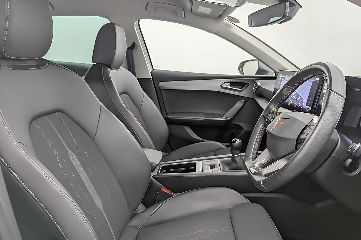 Used 2023 Cupra Leon V1 White - Interior and Exterior details 3
