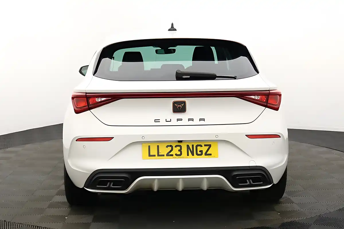 Used 2023 Cupra Leon V1 White - Interior and Exterior details 5