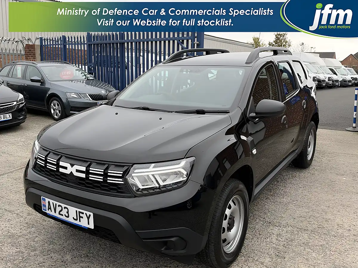 Used 2023 Dacia Duster Essential Black Pearl Metallic - Interior and Exterior details 10