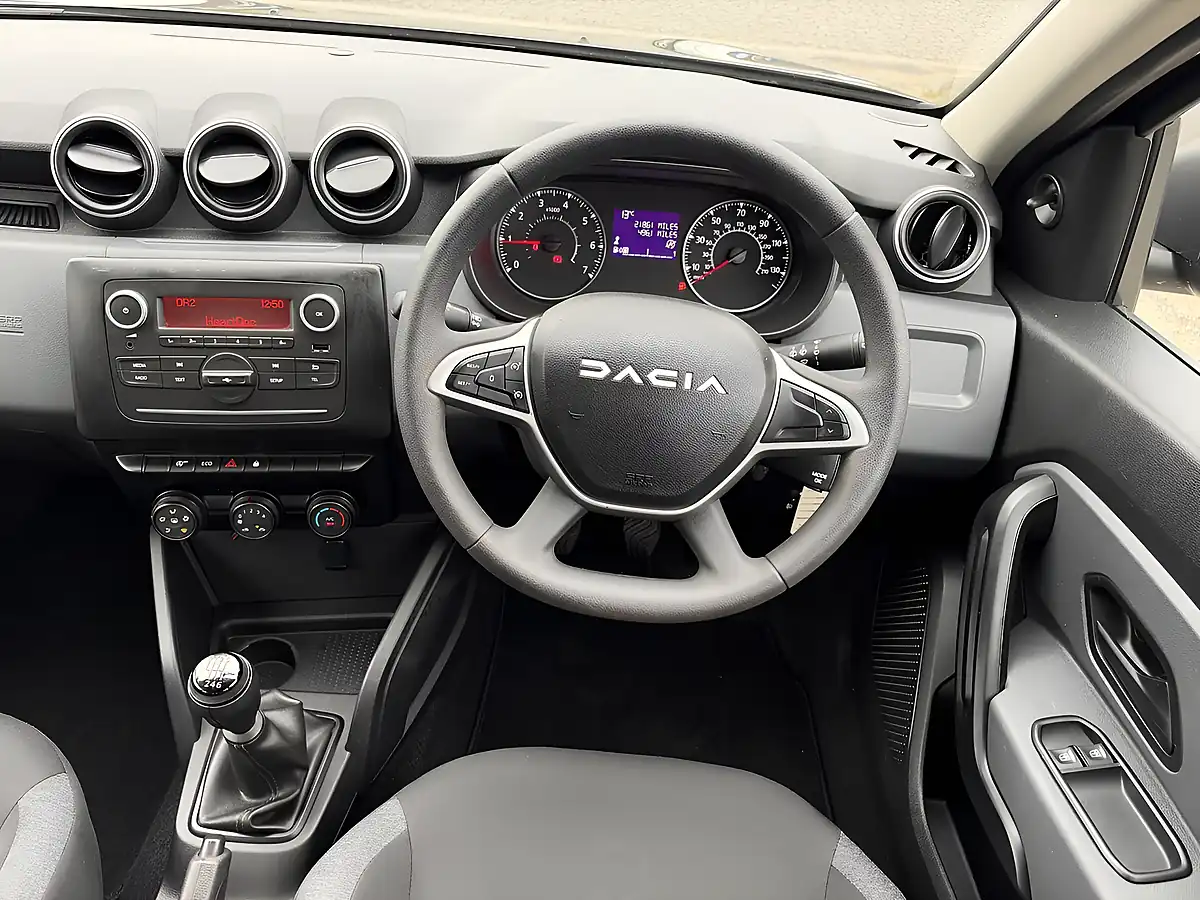 Used 2023 Dacia Duster Essential Black Pearl Metallic - Interior and Exterior details 11