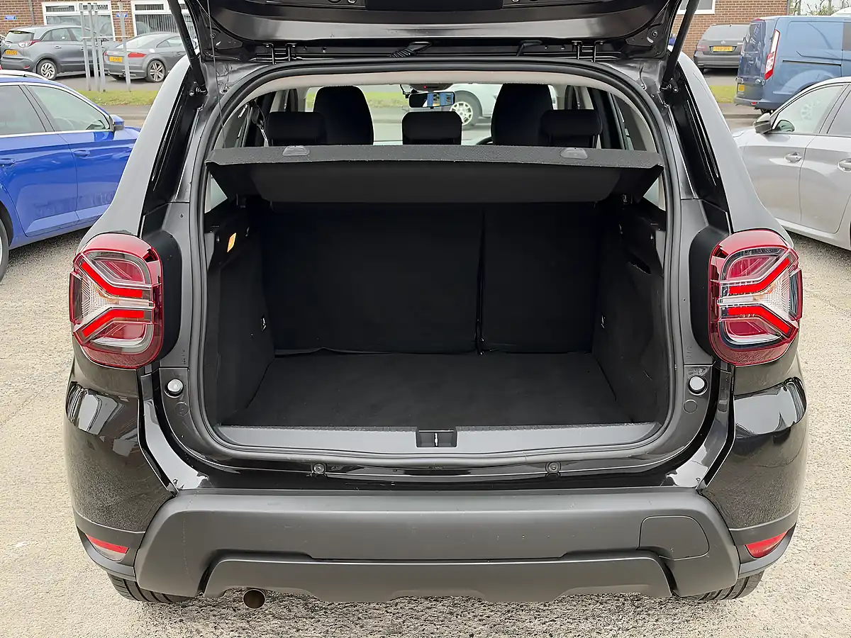 Used 2023 Dacia Duster Essential Black Pearl Metallic - Interior and Exterior details 16