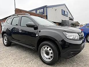 Used 2023 Dacia Duster Essential Black Pearl Metallic - Interior and Exterior details 20