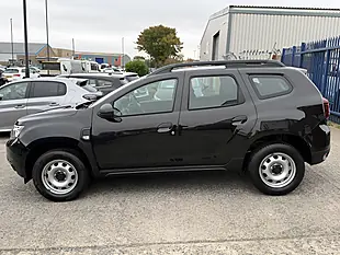 Used 2023 Dacia Duster Essential Black Pearl Metallic - Interior and Exterior details 9