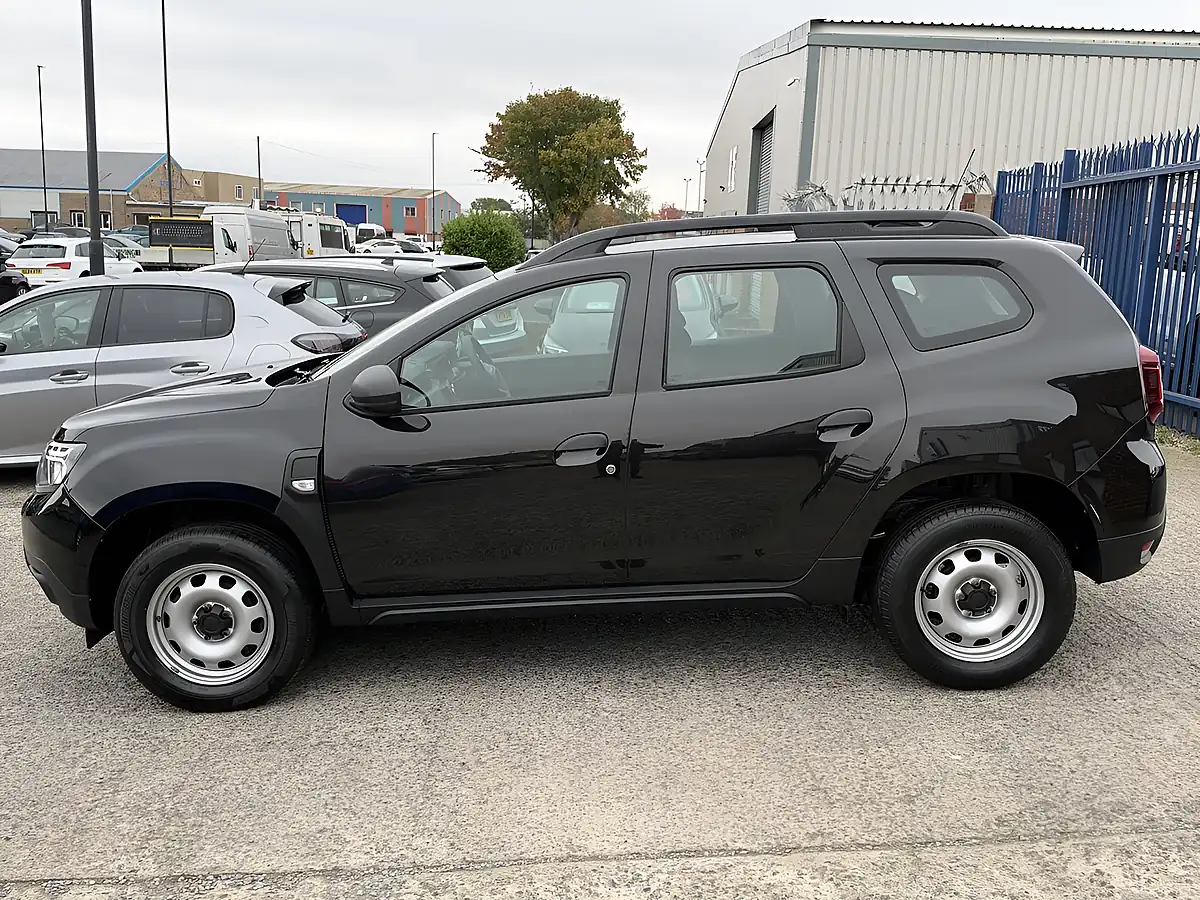 Used 2023 Dacia Duster Essential Black Pearl Metallic - Interior and Exterior details 9
