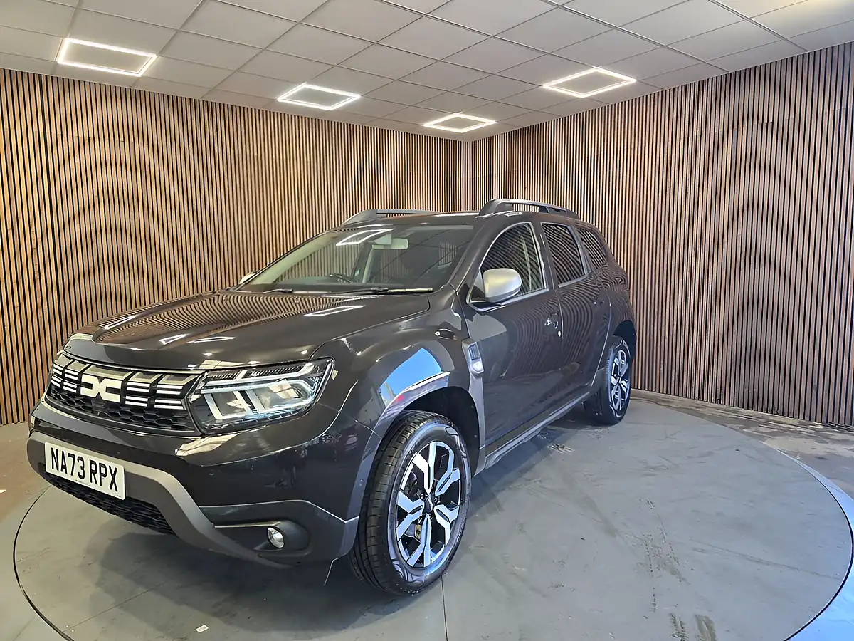 Used 2023 Dacia Duster Journey Black - Interior and Exterior details 3
