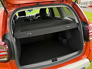 Used 2023 Dacia Duster Prestige Orange - Interior and Exterior details 14