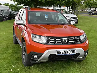 Used 2023 Dacia Duster Prestige Orange - Interior and Exterior details 2