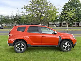 Used 2023 Dacia Duster Prestige Orange - Interior and Exterior details 7