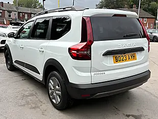 Used 2023 Dacia Jogger Expression White - Interior and Exterior details 11