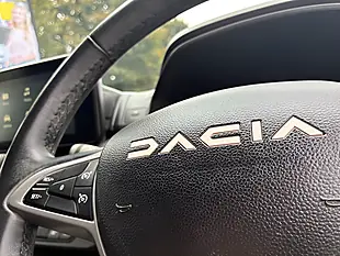Used 2023 Dacia Jogger Expression White - Interior and Exterior details 13