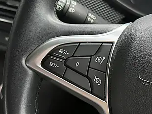Used 2023 Dacia Jogger Extreme Se Black - Interior and Exterior details 17