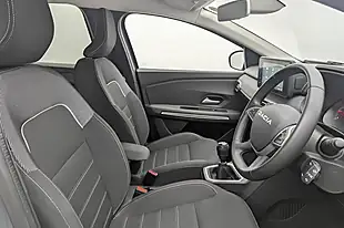 Used 2023 Dacia Jogger Extreme Se Grey - Interior and Exterior details 3