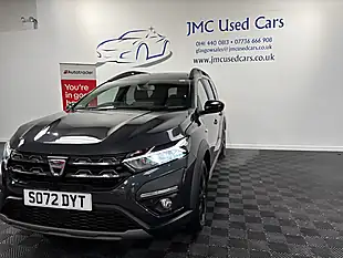 Used 2023 Dacia Jogger Extreme Se Grey - Interior and Exterior details 7