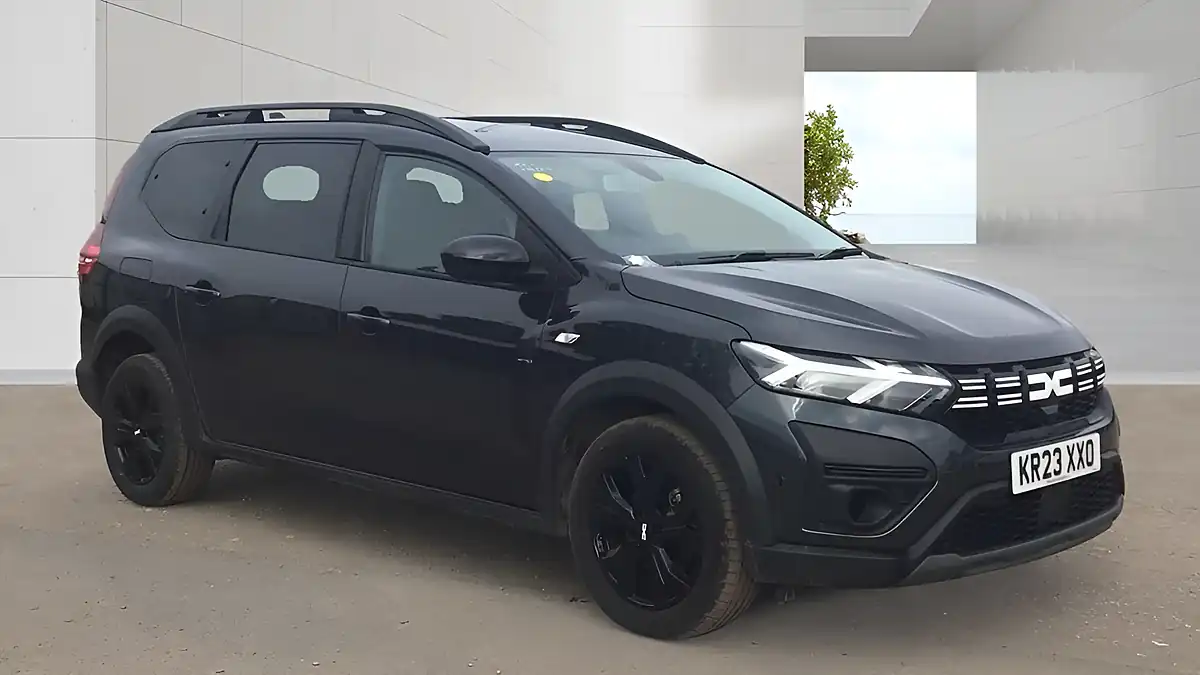 Used 2023 Dacia Jogger Extreme Se Grey - Front View