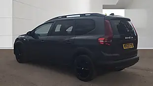 Used 2023 Dacia Jogger Extreme Se Grey - Interior and Exterior details 6