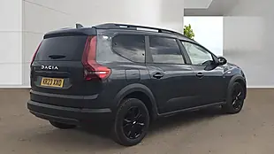 Used 2023 Dacia Jogger Extreme Se Grey - Interior and Exterior details 7
