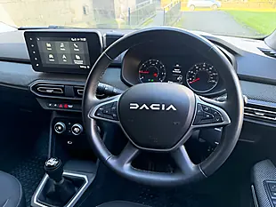 Used 2023 Dacia Jogger Extreme Se Grey - Interior and Exterior details 19