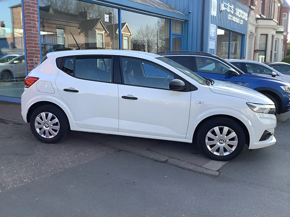Used 2023 Dacia Sandero Essential White - Interior and Exterior details 2