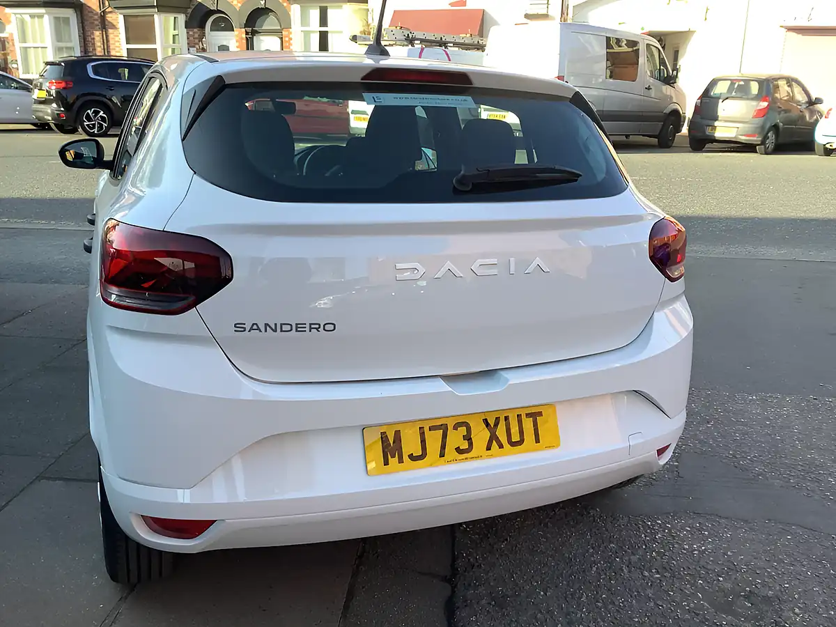 Used 2023 Dacia Sandero Essential White - Interior and Exterior details 4