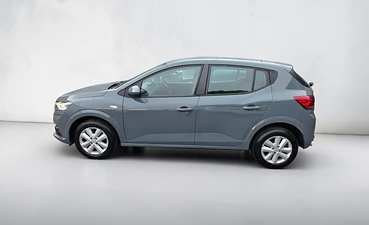 Used 2023 Dacia Sandero Expression Cosmic Grey - Interior and Exterior details 5