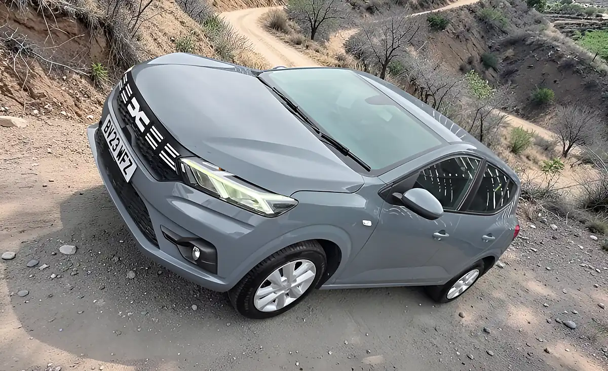 Used 2023 Dacia Sandero Expression Cosmic Grey - Interior and Exterior details 6