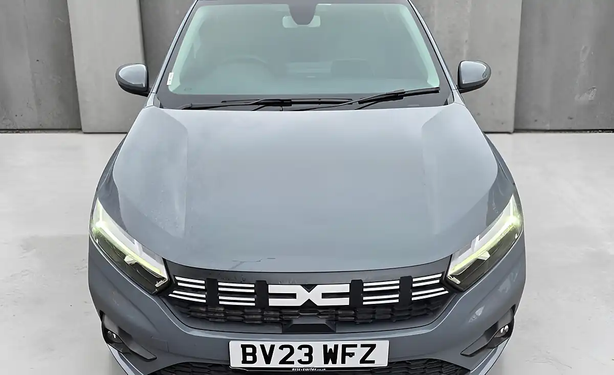 Used 2023 Dacia Sandero Expression Cosmic Grey - Interior and Exterior details 7
