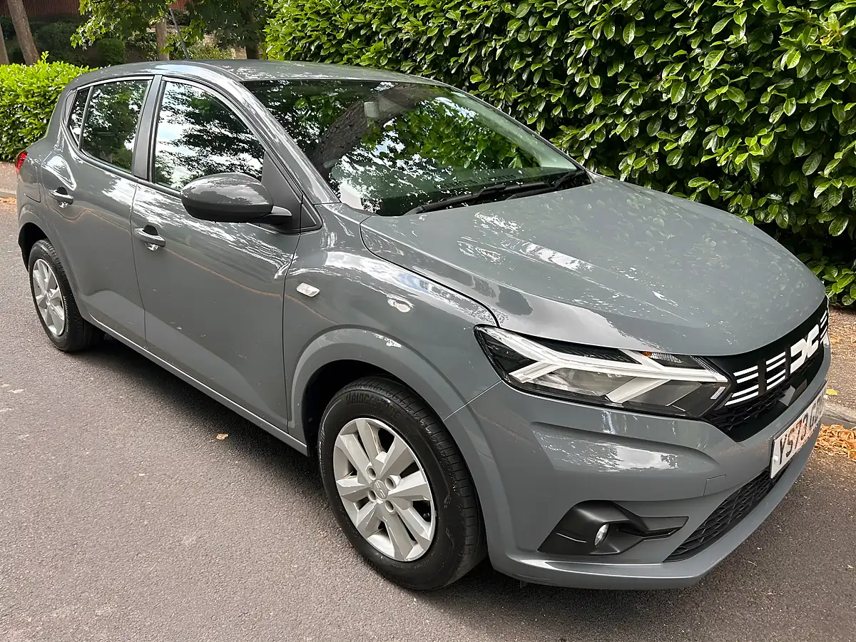 Used 2023 Dacia Sandero Expression Grey - Interior and Exterior details 5